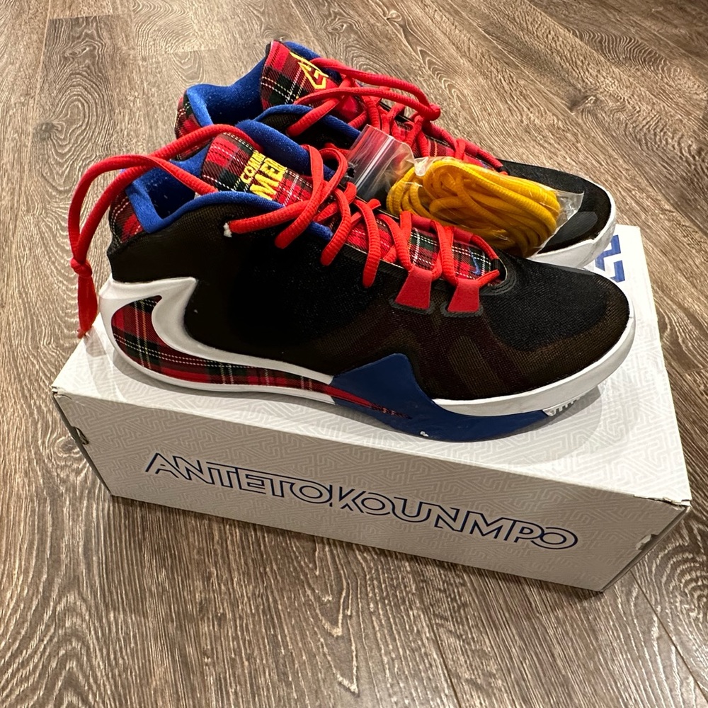 Nike Zoom Freak 1 x Coming To America Employee of the Month 2020